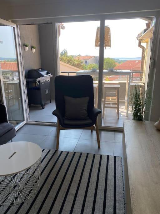 Ebli Seaview Lägenhet Pula Exteriör bild